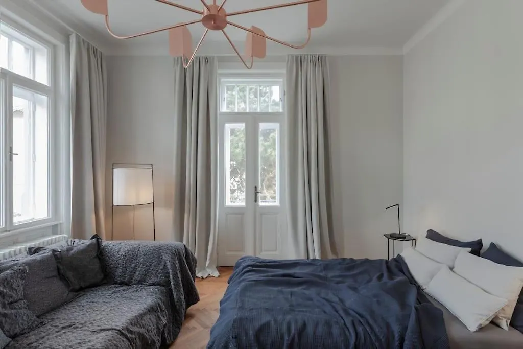 Viennese Jewel I 120 M² I Quiet Area Daire